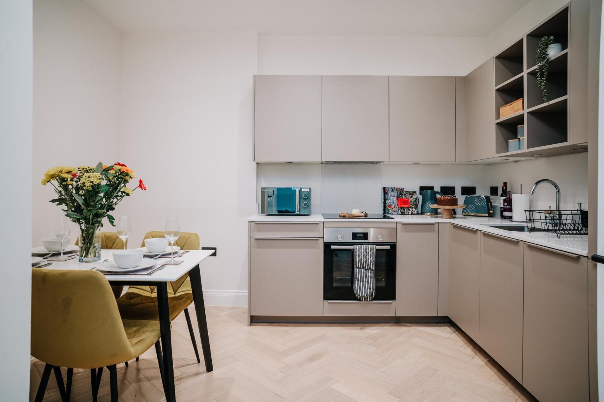 Stunning Grade Ii Pad Wifi Families Contractors Apartment *